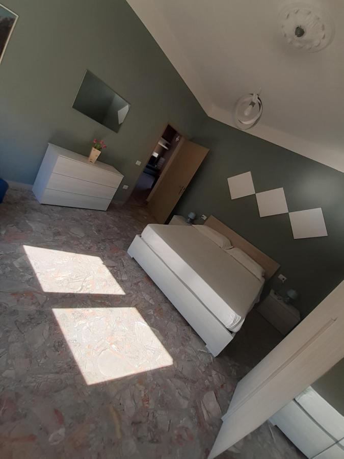 Casa Vacanza Le Due Stelle San Romano  Extérieur photo